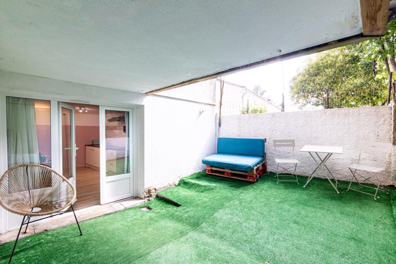 La Vie En Rose - Appartement Cosy - Centre Ville Auch Dış mekan fotoğraf